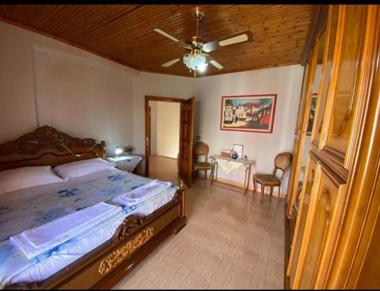 Gather Inn Guest House Shkodra Exterior foto