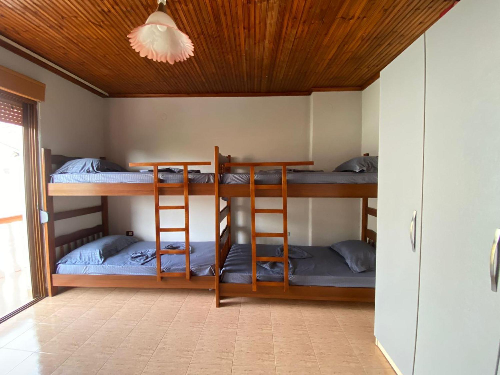 Gather Inn Guest House Shkodra Exterior foto